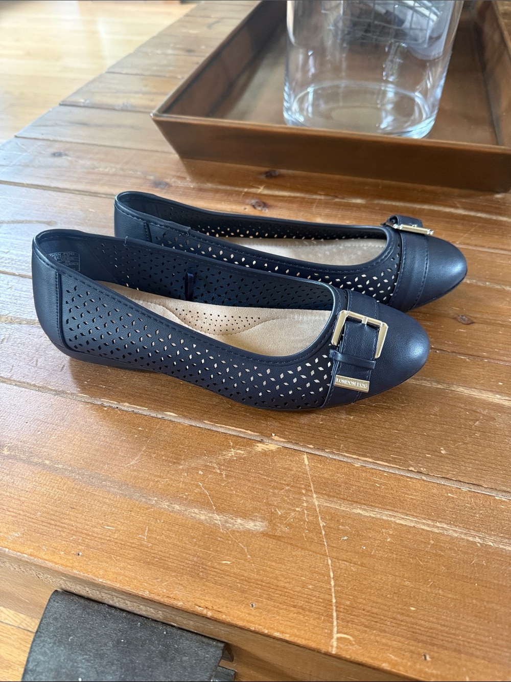 London Fog Bevin Flat in Navy Size 8